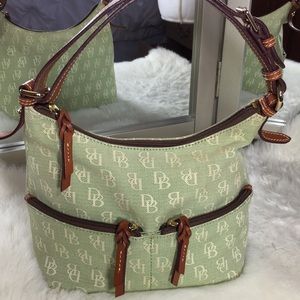 Dooney & Bourke purse